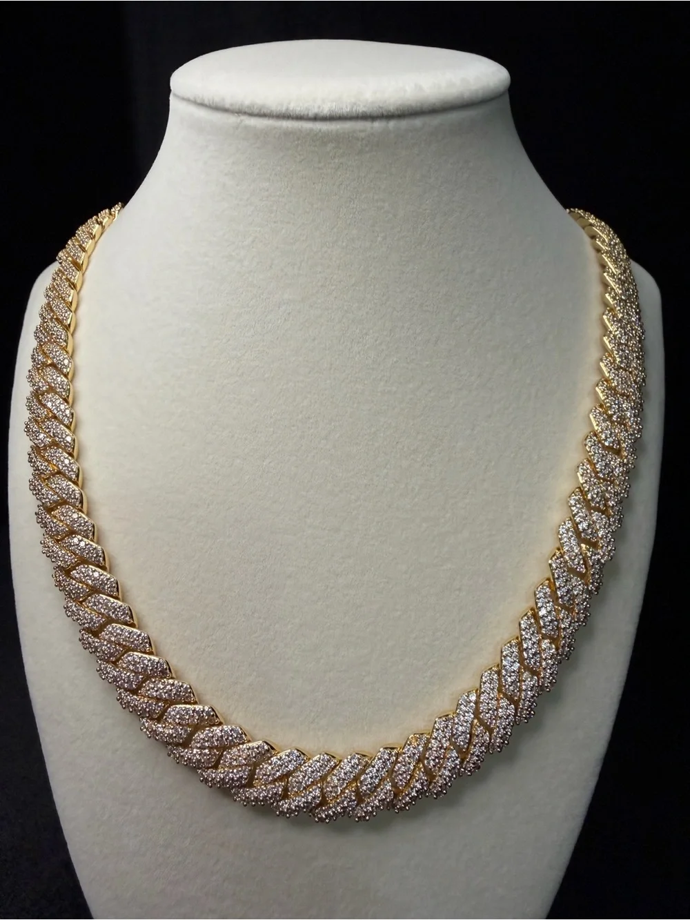 14K Stamped Gold Finish AAA CZ Iced Out Cuban Link 21in 12MM Chain Lock Box